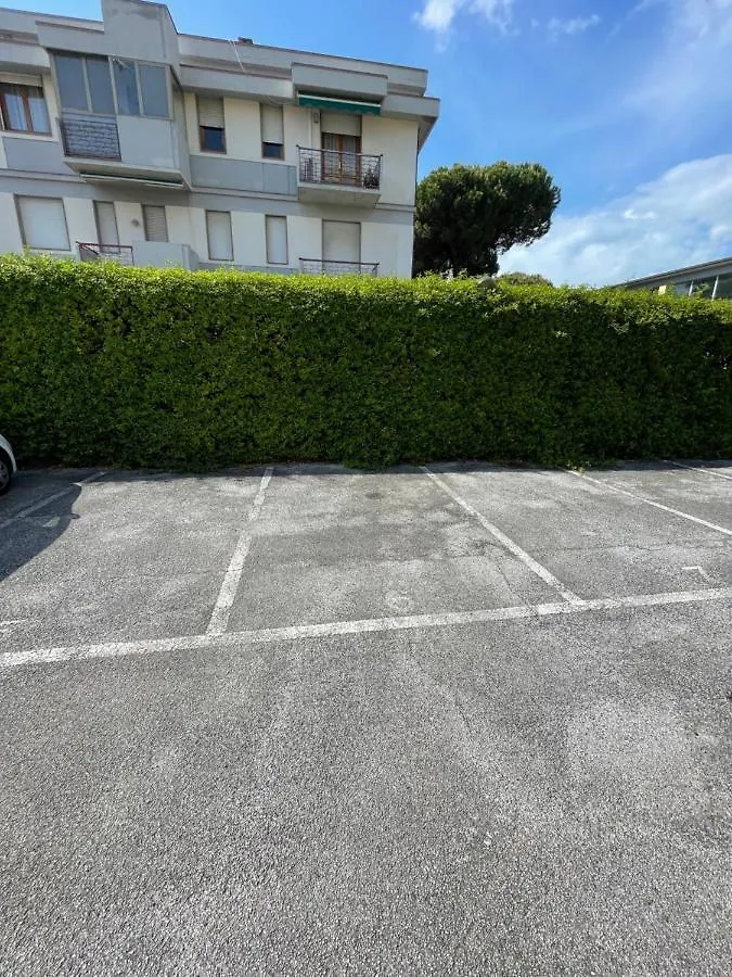 Viareggio Sabbia Bianca Lejlighed 0*,
